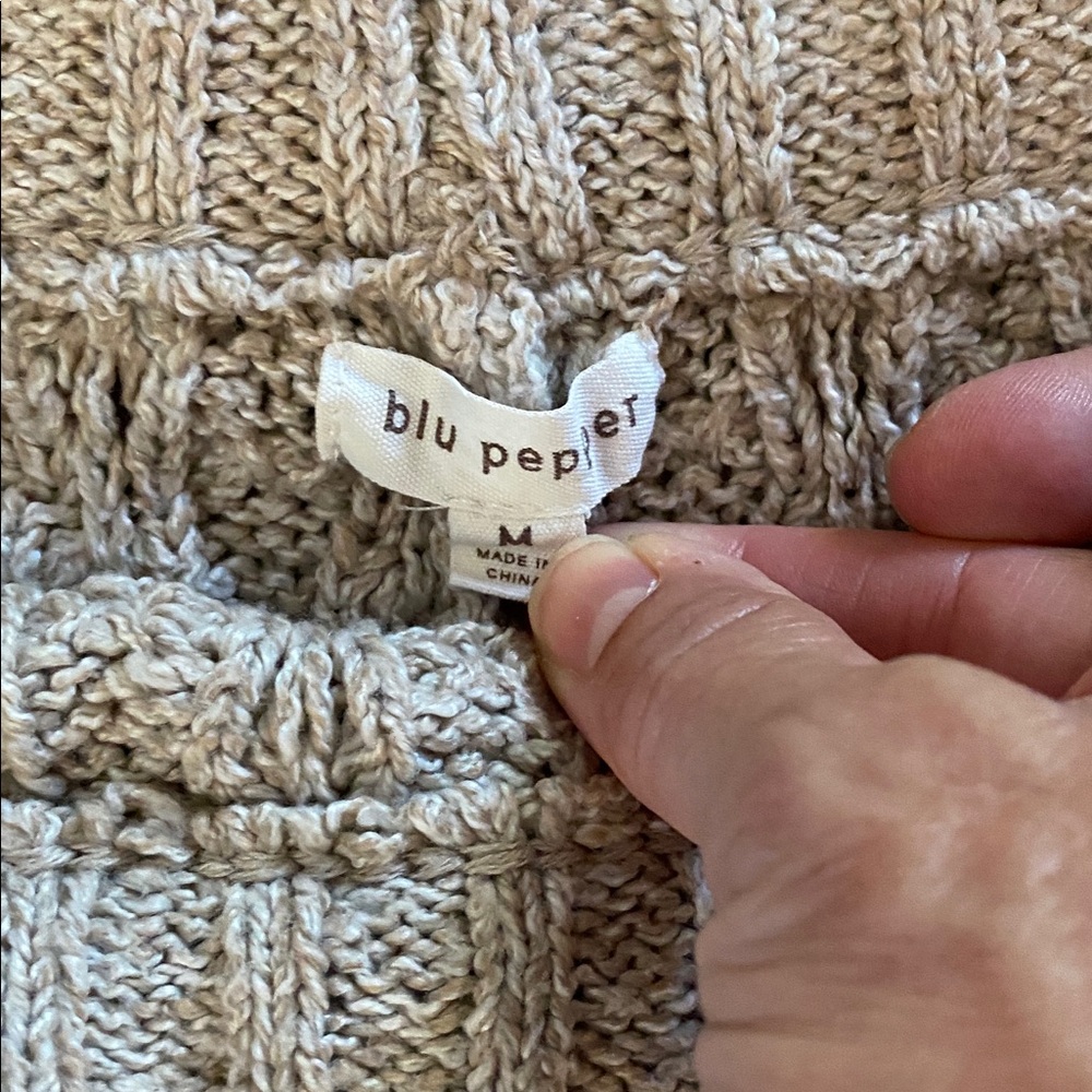 Blu Pepper cable knit sweater and shorts set - Picture 5 of 8